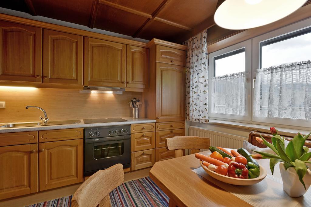 Bergchalet Emberg Mit Sauna Aschau Im Zillertal Ruang foto