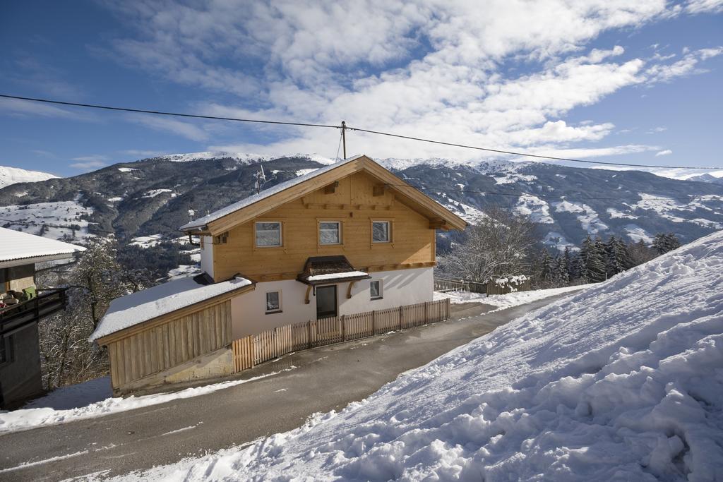 Bergchalet Emberg Mit Sauna Aschau Im Zillertal Bagian luar foto
